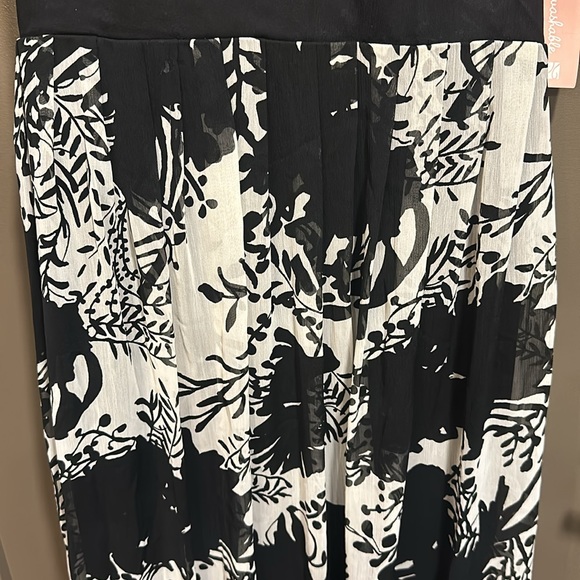 Dress Barn Black and White Sundress - Picture 3 of 6